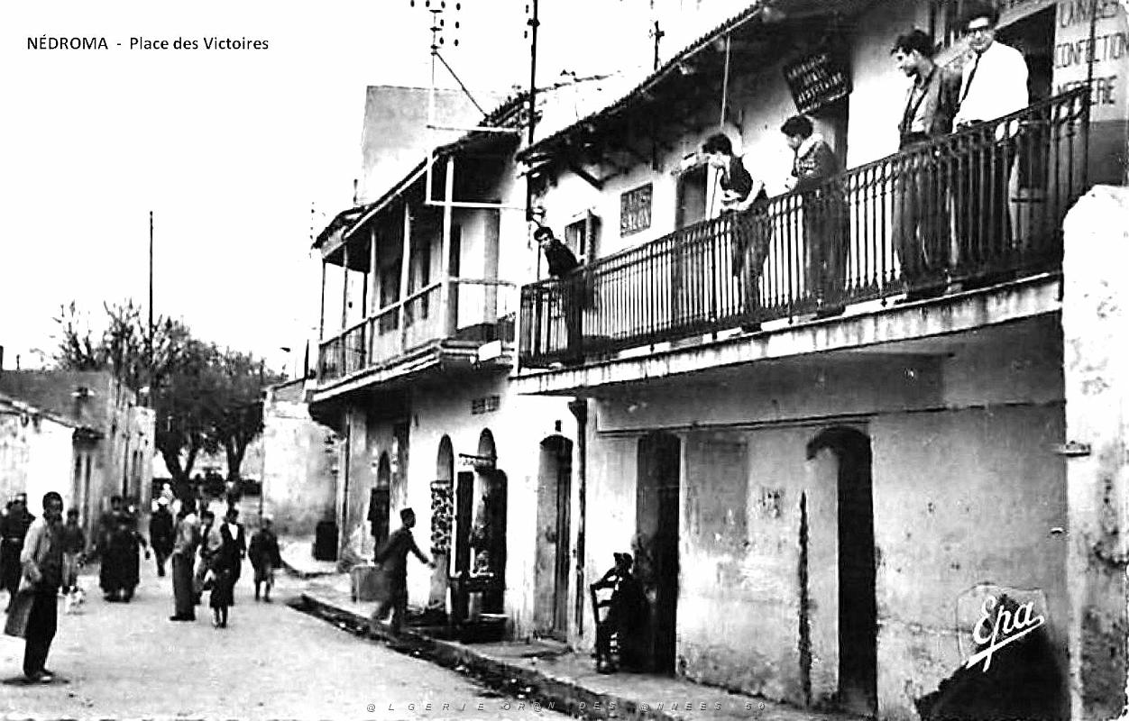 Nedroma - Place des Victoires.jpg